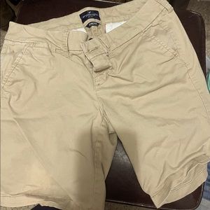 American eagle women’s Bermuda shorts size 2